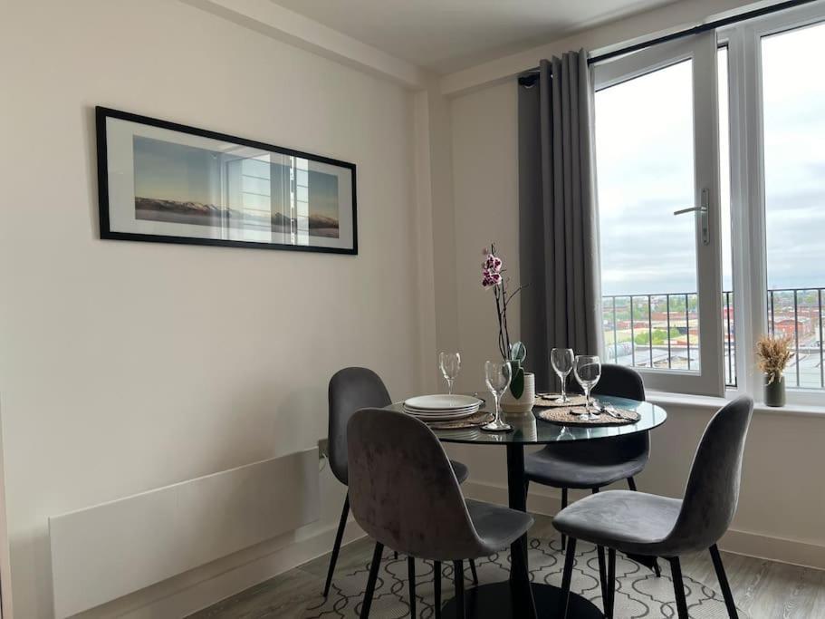 Prime Suite 2 Bedroom Apartment With Rooftop Terrace 曼彻斯特 外观 照片